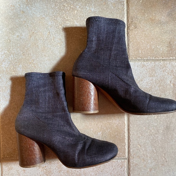 Maison Martin Margiela Stretch Ankle Boots - Picture 1 of 5